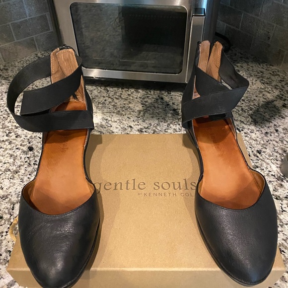 Gentle Souls NOA - Picture 1 of 5